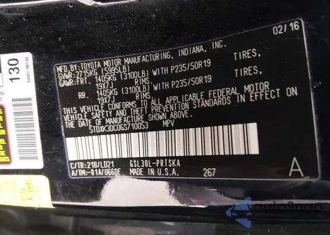 2016 Toyota Sienna Se 8 Passenger z USA, uszkodzony, nr VIN 5TDXK3DC0GS710053